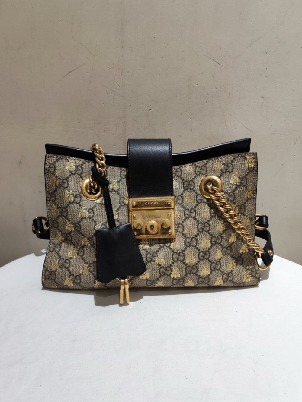 Gucci Padlock GG Supreme Bees Print Canvas Chain Shoulder Bag